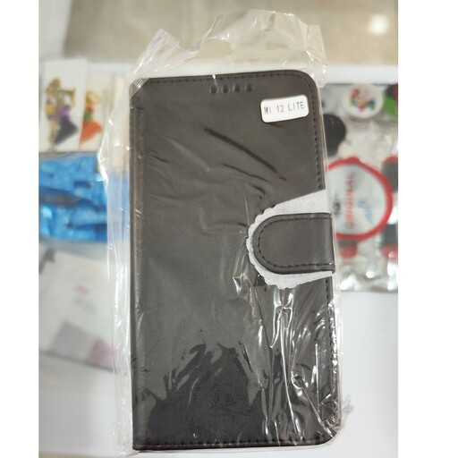 قاب کیفی MI 12 LITE