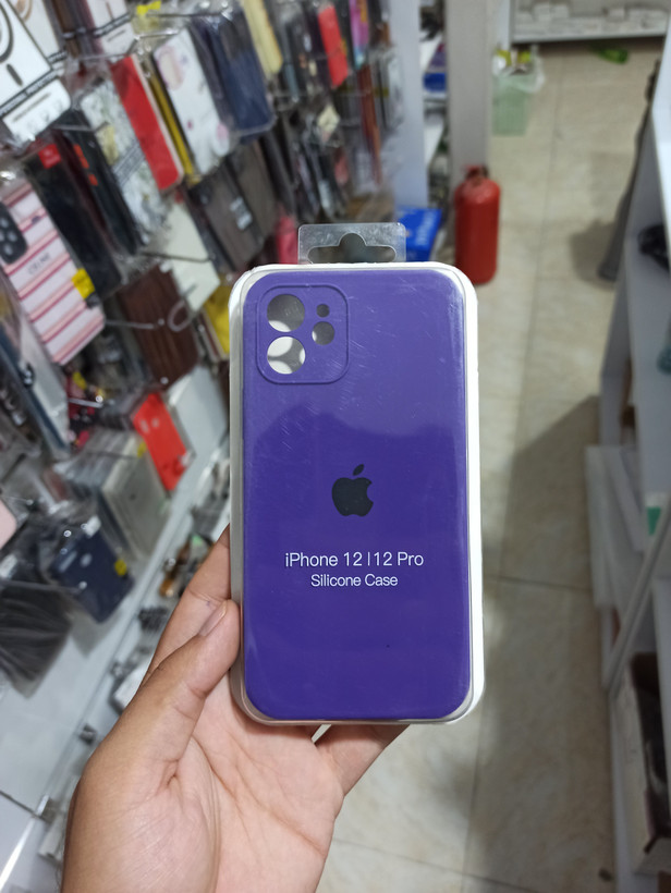 قاب سیلیکونی پاک کنی آیفون 12
