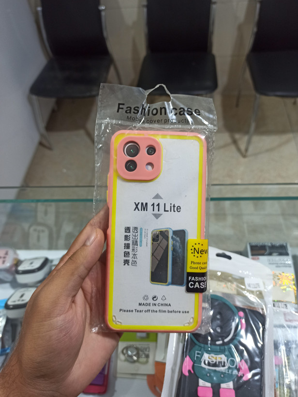 قاب پشت مات MI 11 LITE