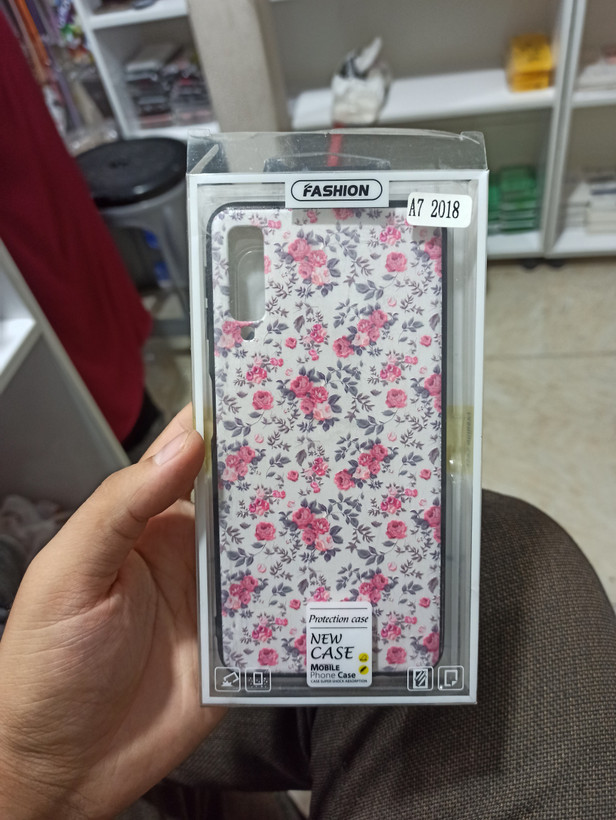 قاب طرح دار A7 2018 - A750