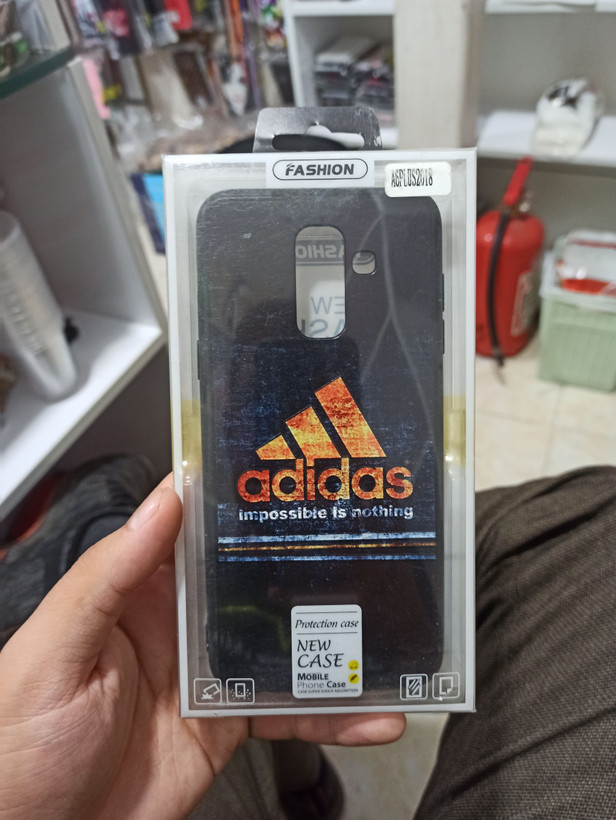 قاب طرح دار A6 PLUS 2018