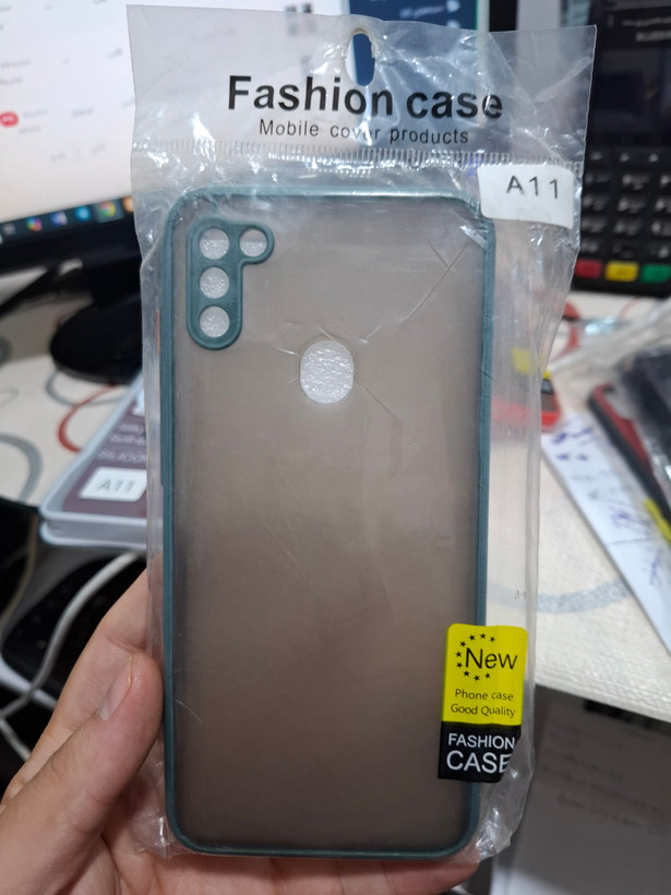 قاب پشت مات A11