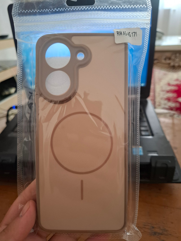قاب PVD طرح مگ سیف دور سیلیکونی REDMI A5 - C71